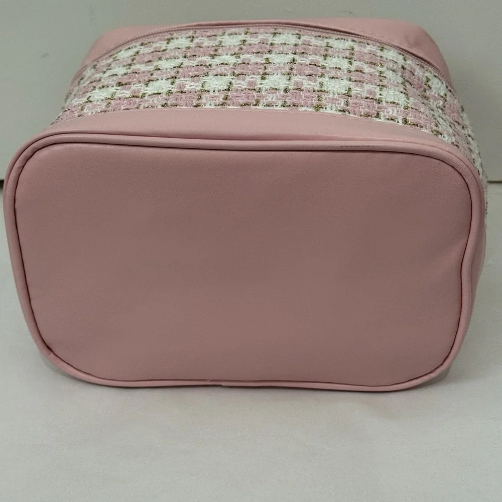 Ulta‎ Makeup Cosmetic Train Case Travel Plaid Pink White Zipper Foldable Lined